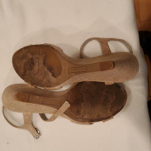 Predictions Tan Wedges - Picture 2 of 3